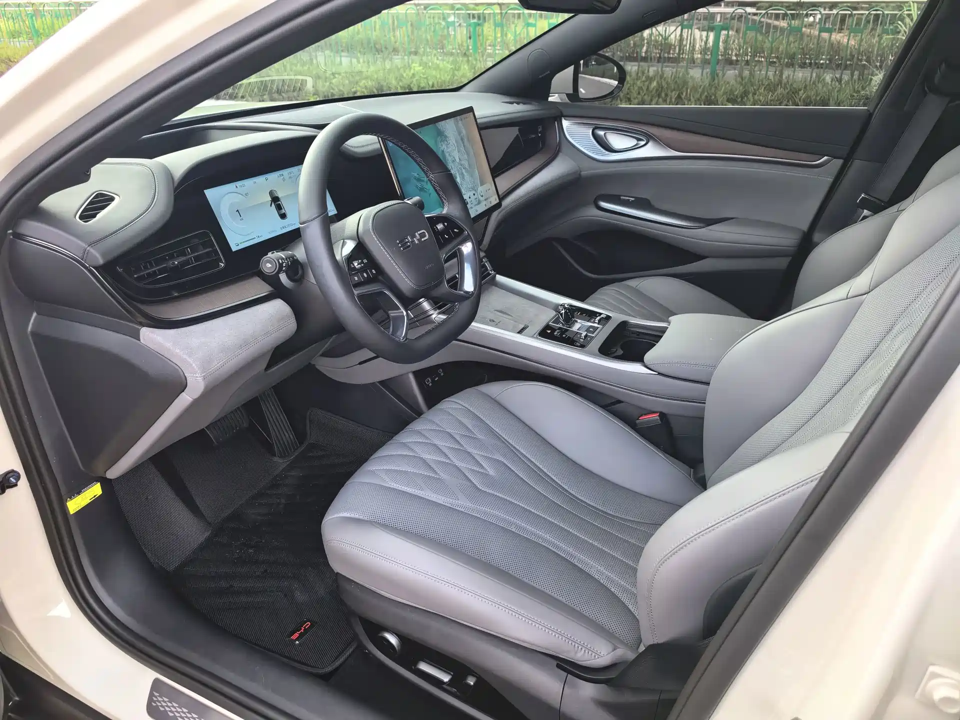 Photo 5 - BYD Seal