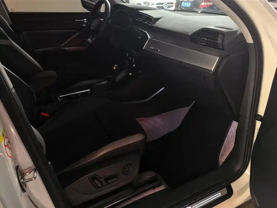 Audi Q3 2021 35 TFSI Fashion Sport фото 8