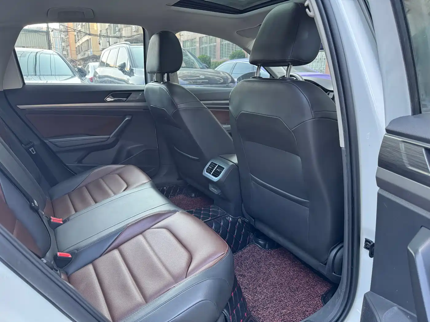 Volkswagen Lavida 2019 280TSI DSG Luxury Edition China VI фото 9