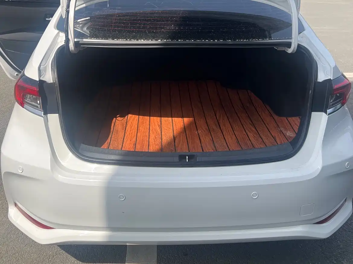 Toyota Corolla 2021 TNGA 1.5L CVT Elite Edition фото 15