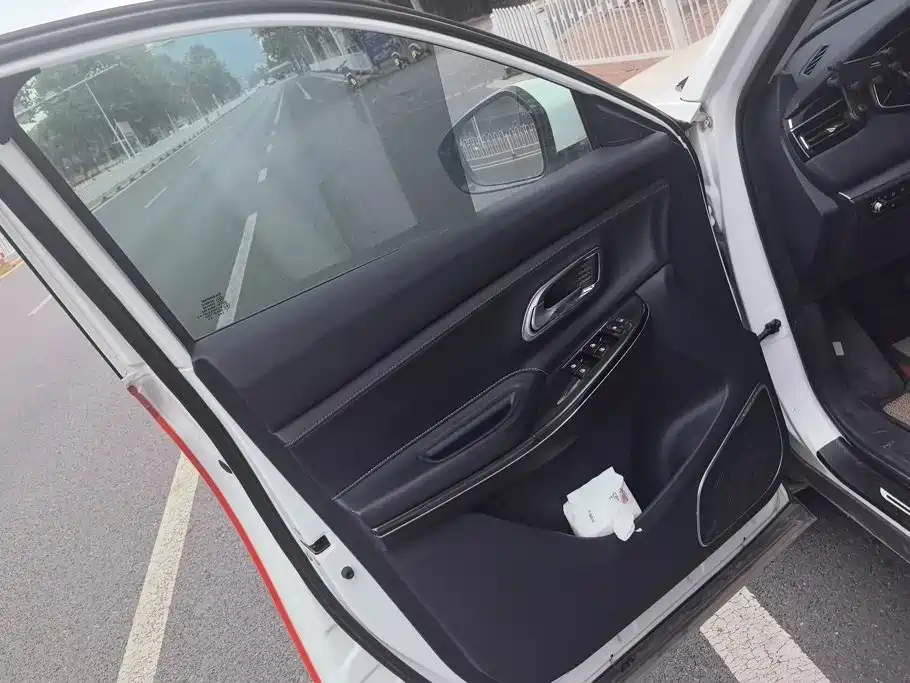 Changan Oshan X7 2021 2021 1.5T Automatic Luxury
