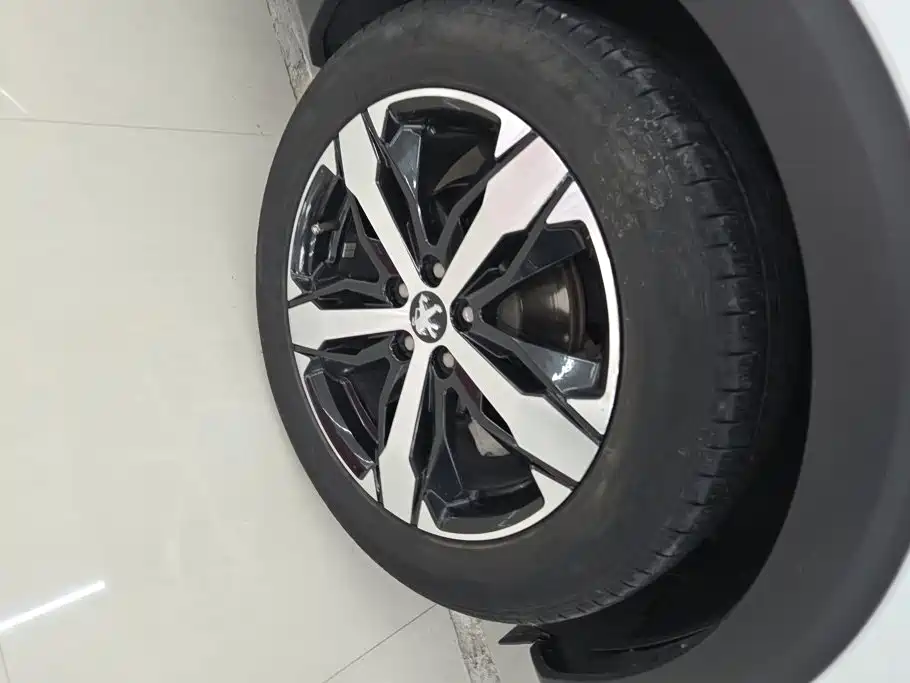 Фото 6 - Peugeot 4008