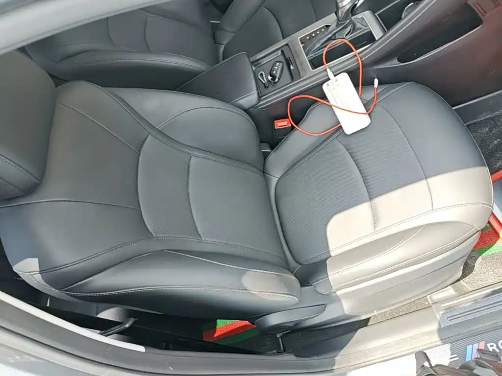Фото 25 - Roewe i5