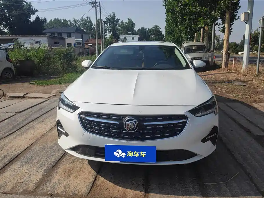 BUICK REGAL