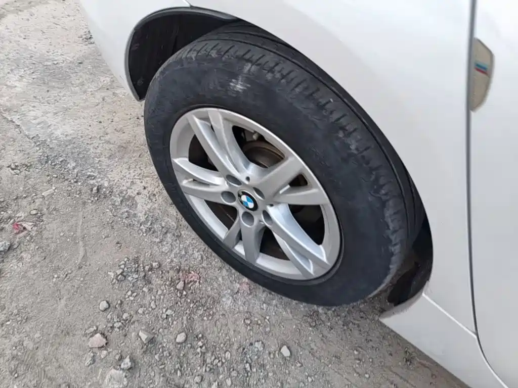 BMW 2 Series Touring 2018 2016 218i Leading