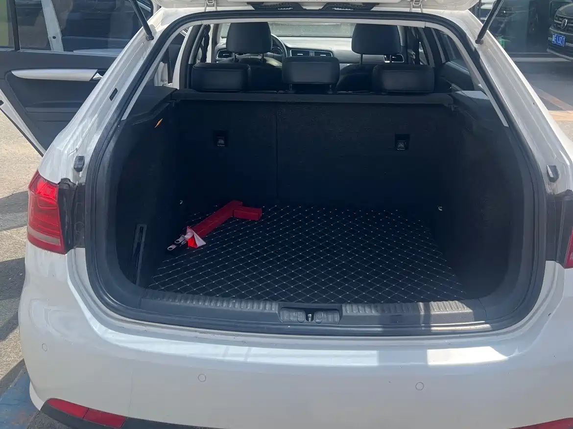 Volkswagen Lavida Tour 2013 1.4TSI Automatic Comfort фото 14