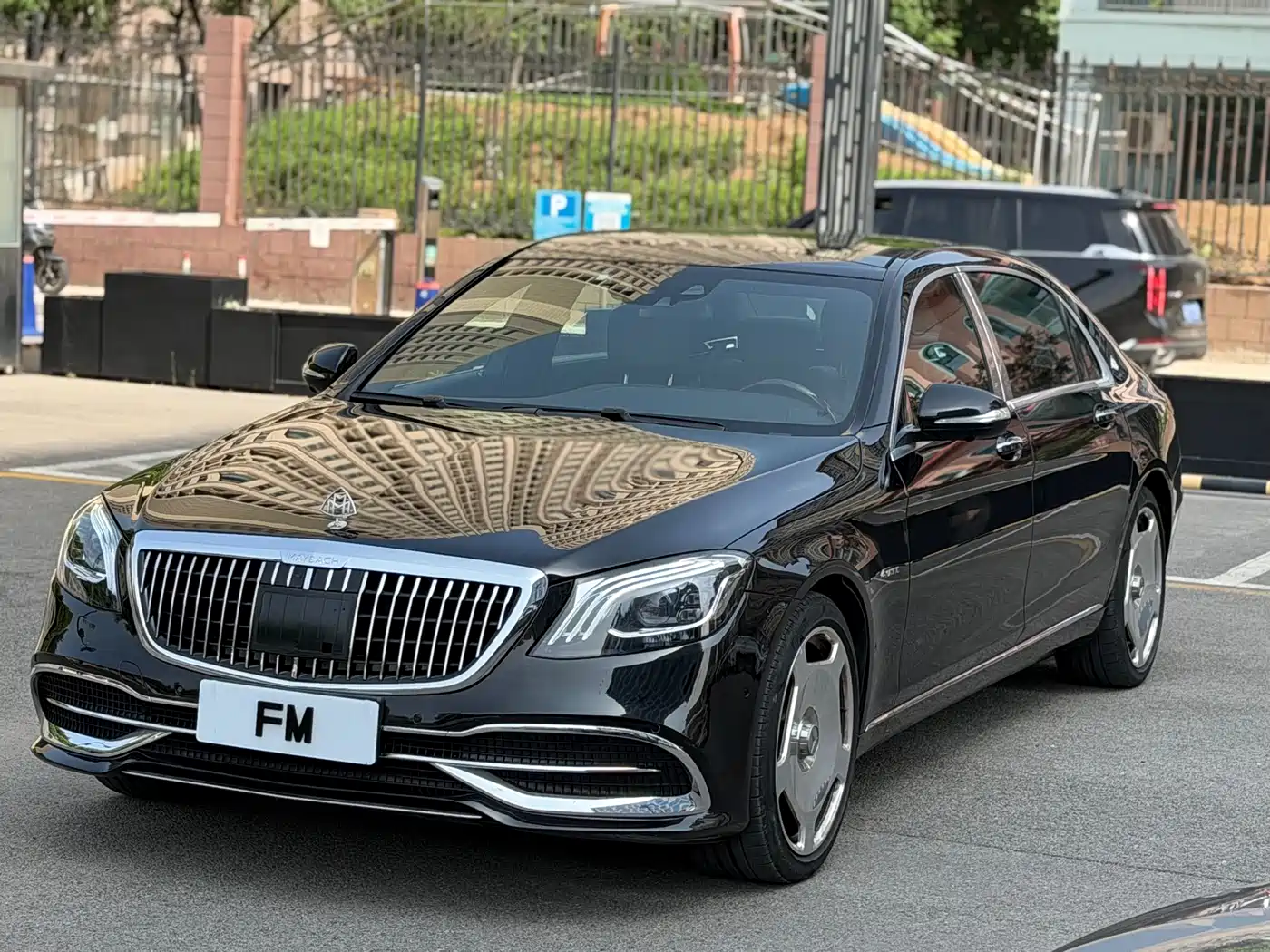 Mercedes-Benz Maybach S-Class 2015 S 400 4MATIC фото 2