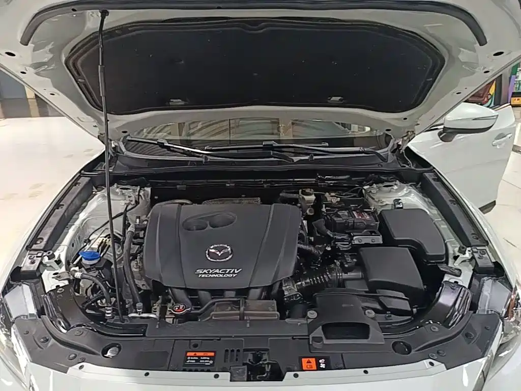 Фото 20 - Mazda CX-4