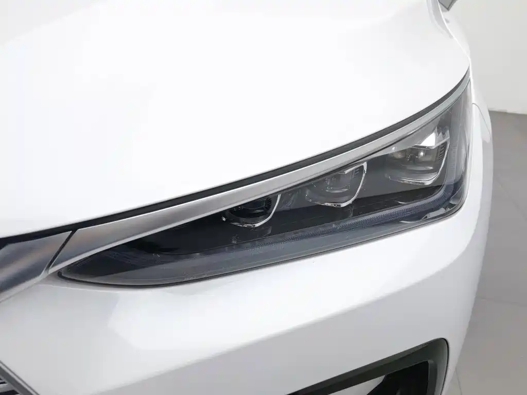 BYD Tang, миниатюра 7