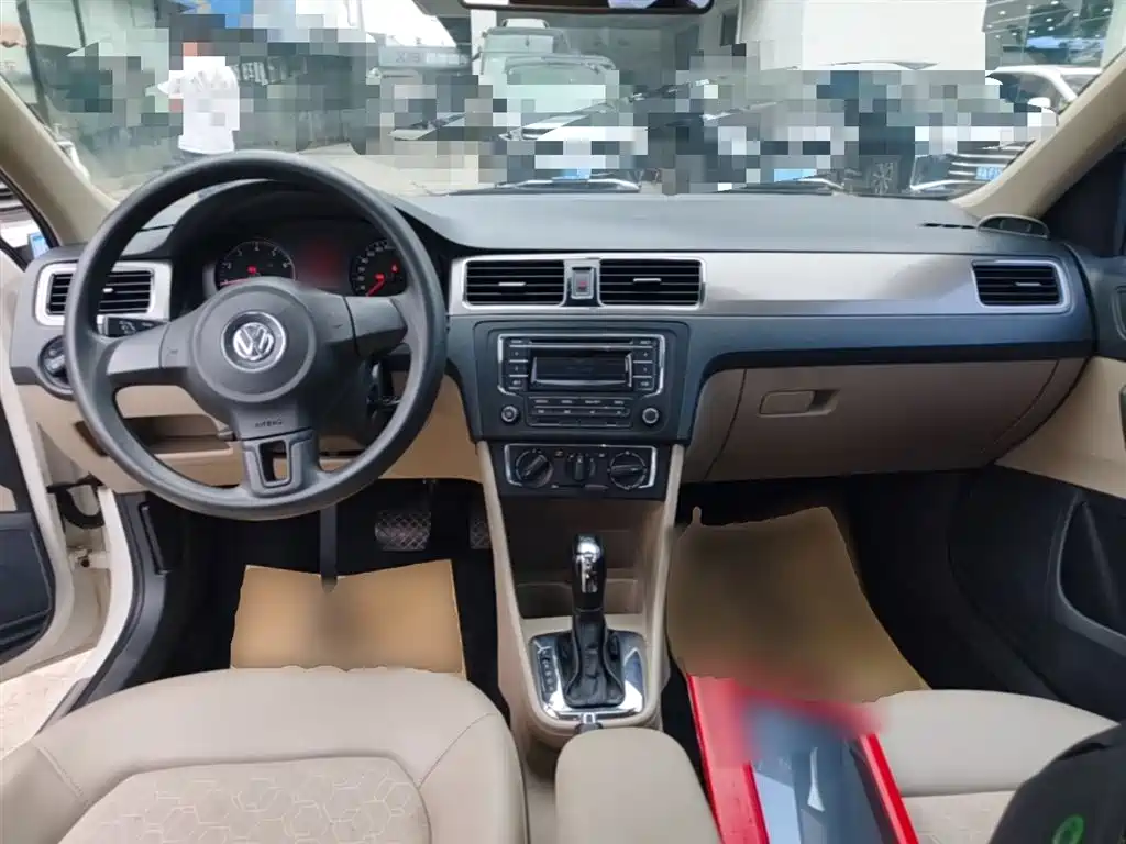 Volkswagen Santana 2013 1.6L Automatic Comfort Edition фото 10