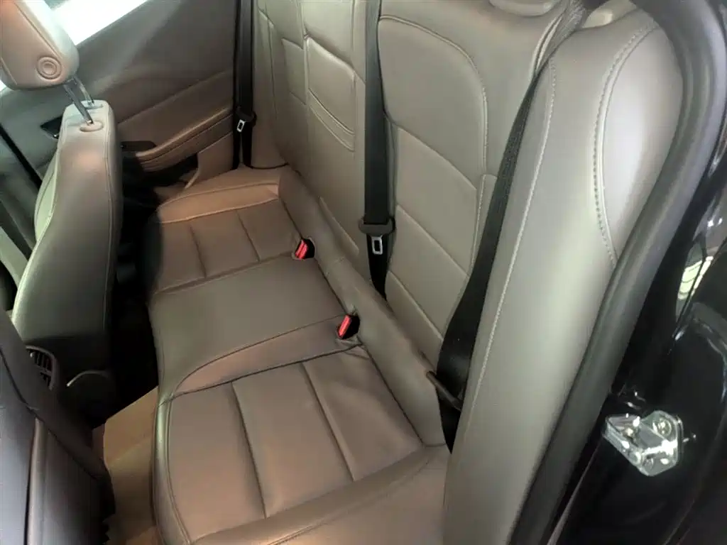 Chevrolet Malibu 2014 2.0L Automatic Luxury фото 17