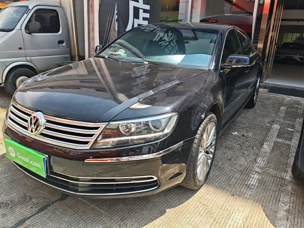 Volkswagen Phaeton 2015 Model 3.0L Exclusive Edition фото 2