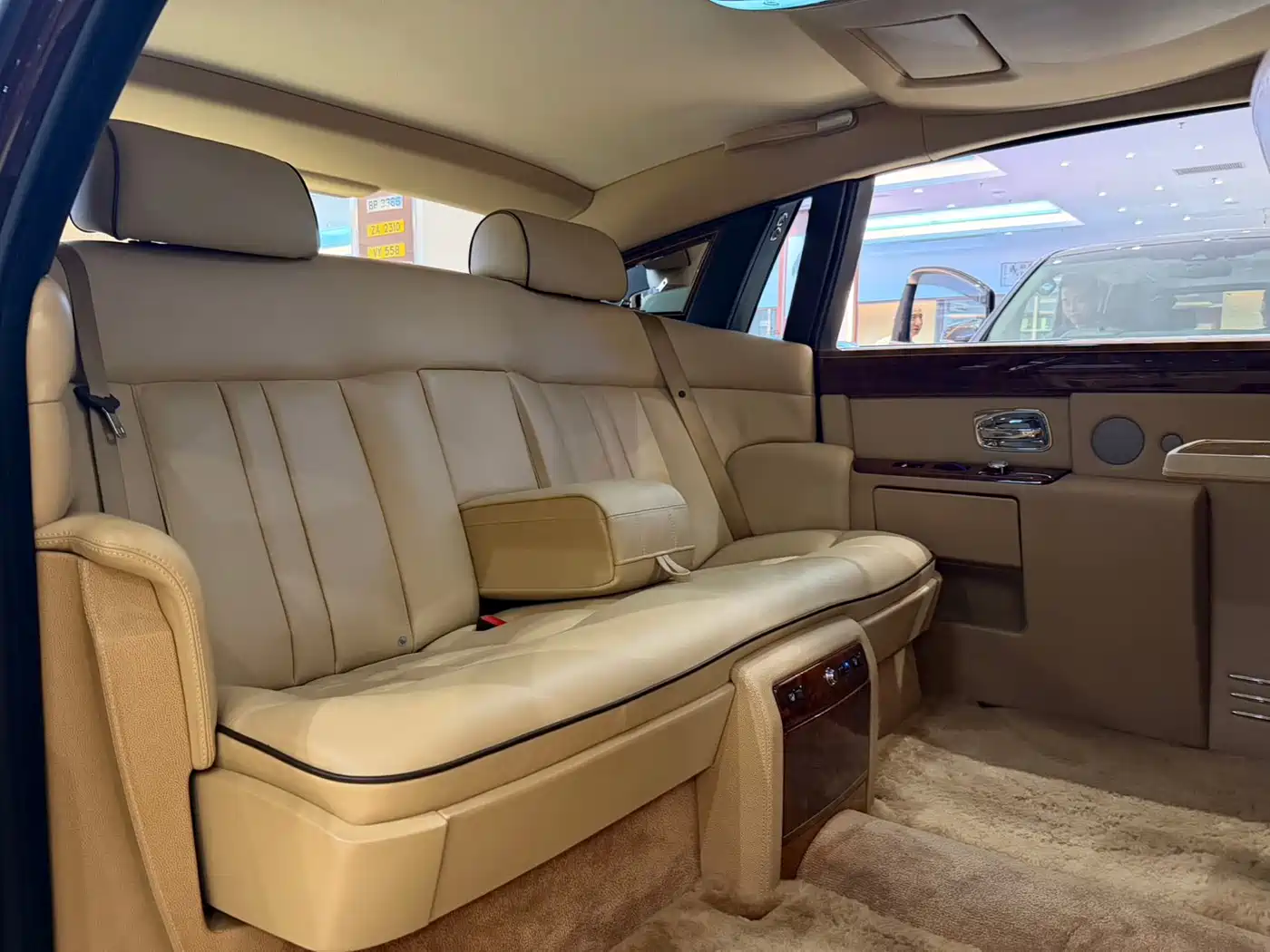 Фото 11 - Rolls-Royce Phantom