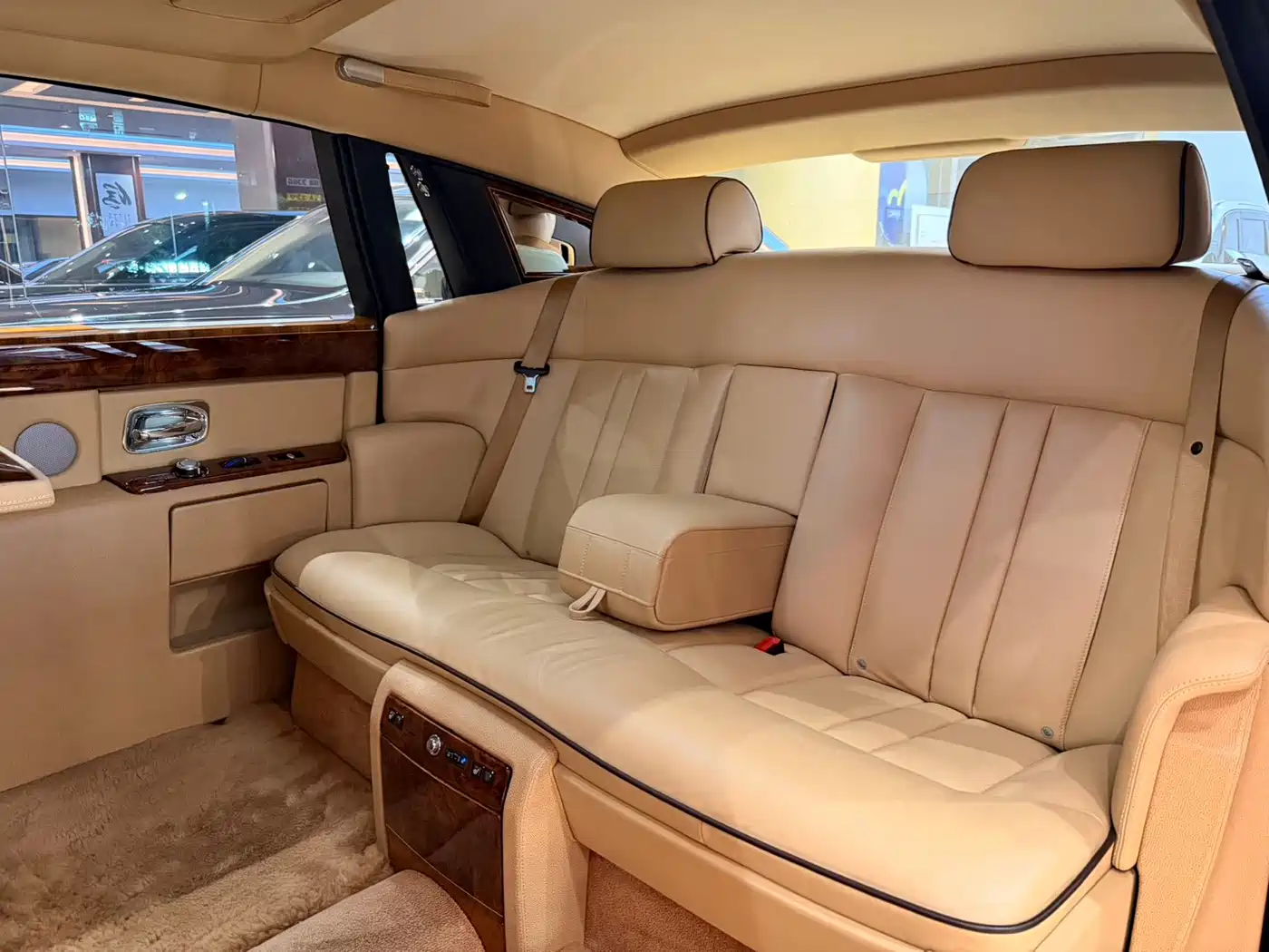 Фото 9 - Rolls-Royce Phantom
