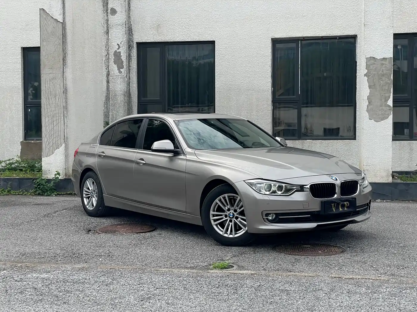 BMW 3 Series 2014 320Li Fashion фото 3