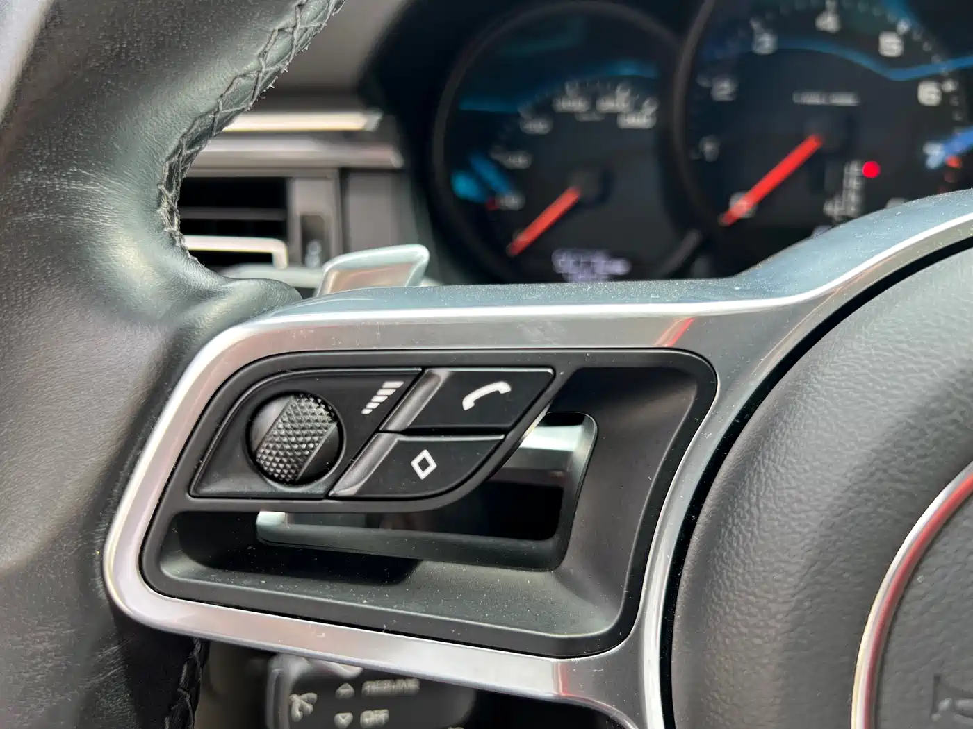 Porsche Macan 2021 Macan 2.0T фото 17