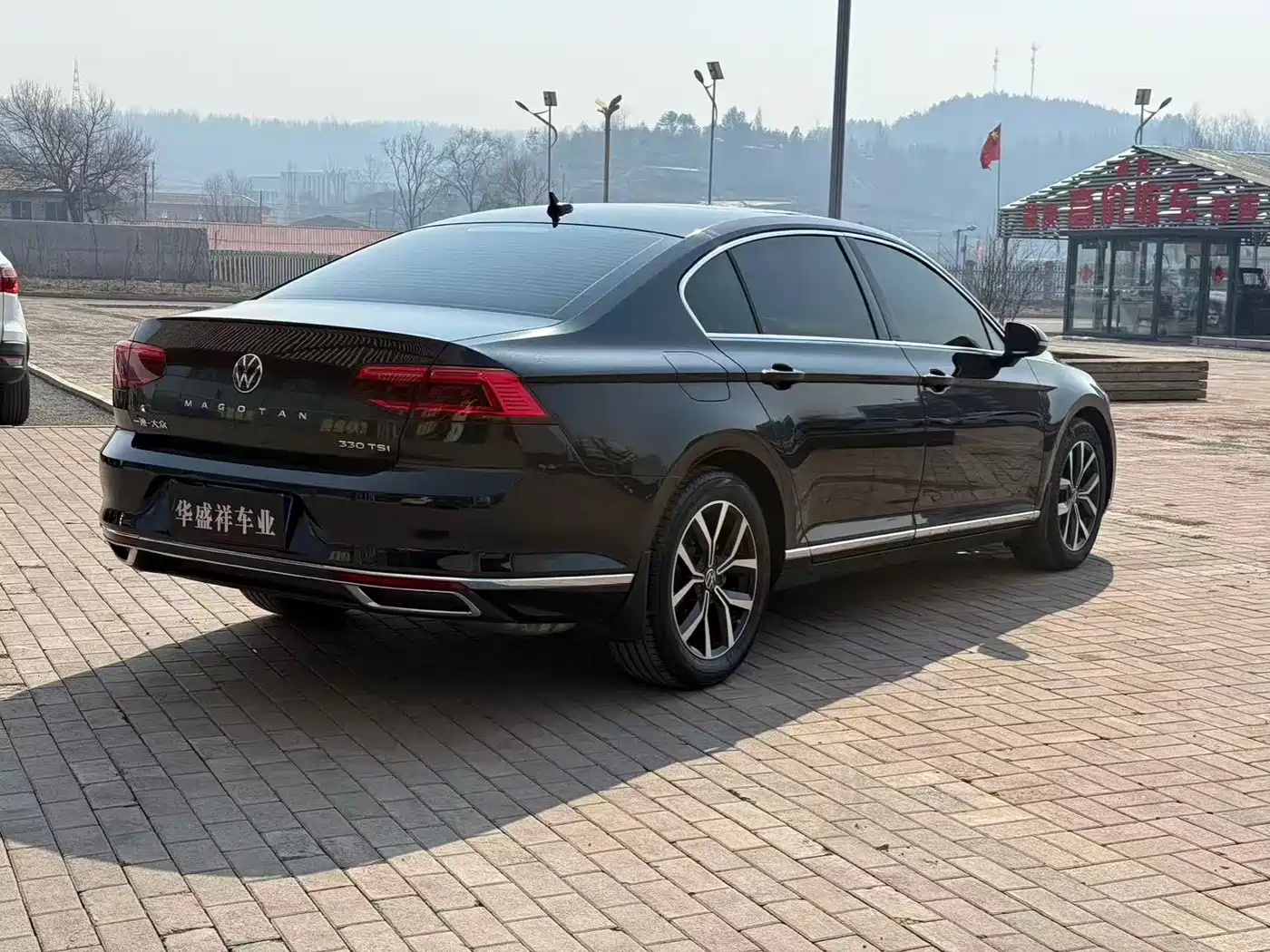 Volkswagen Magotan 2020 330TSI DSG Leading фото 4