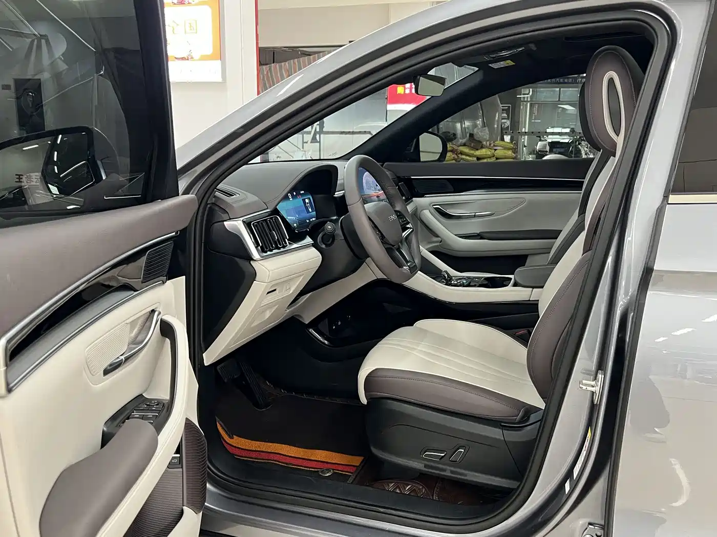 BYD Song PLUS PHEV 2025 2025 DM-i Smart Drive Edition 112KM Noble