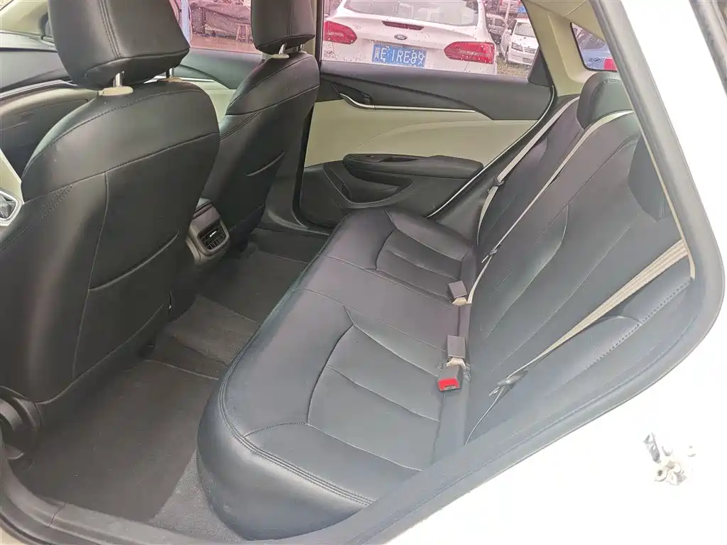 Buick Excelle 2015 15N Automatic Progressive фото 13