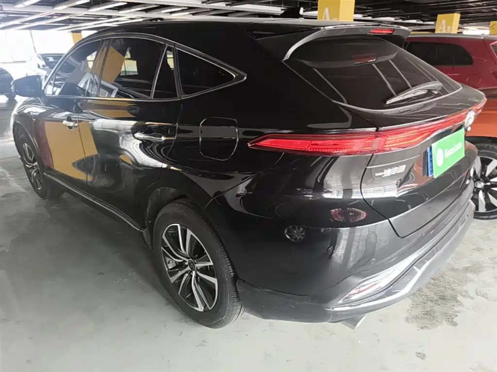 Toyota Lingfang HARRIER 2022 2.0L CVT 2WD Luxury Edition фото 5