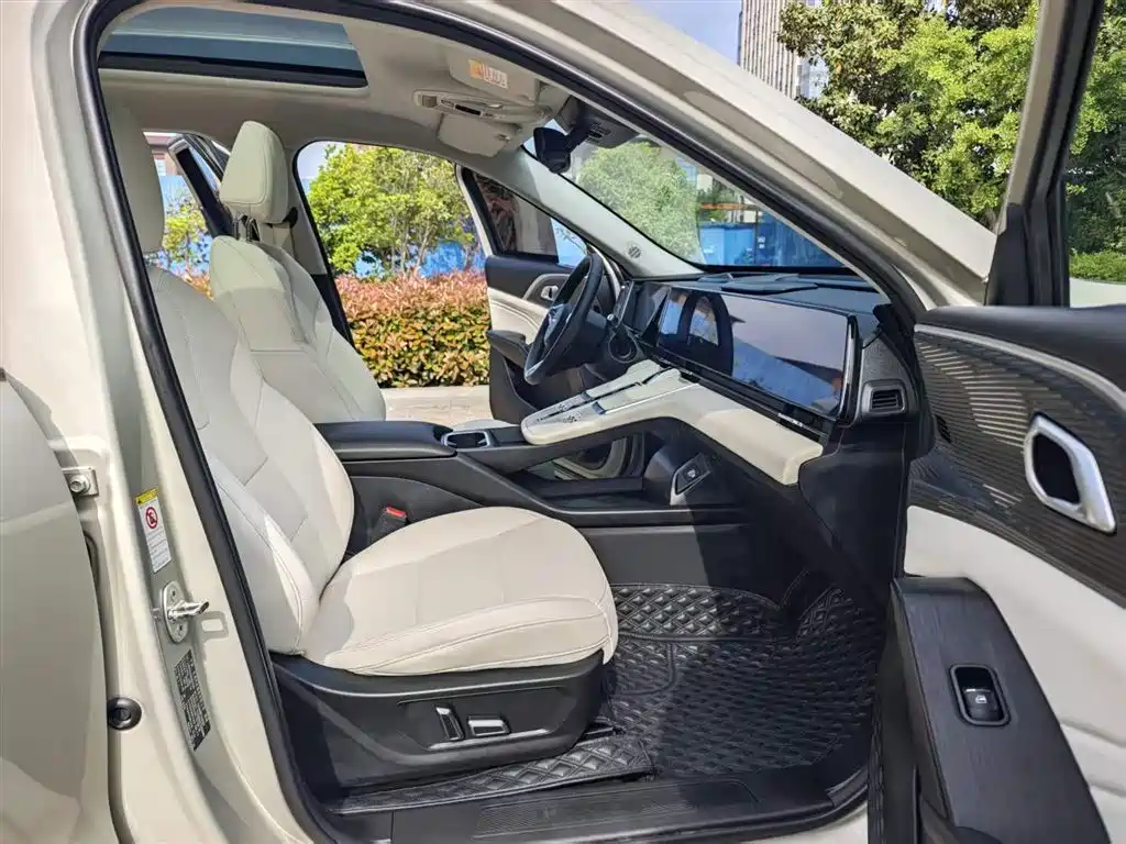 Haval Xiaolong MAX 2023 1.5L Hi4 105 4WD Smart Flagship фото 5