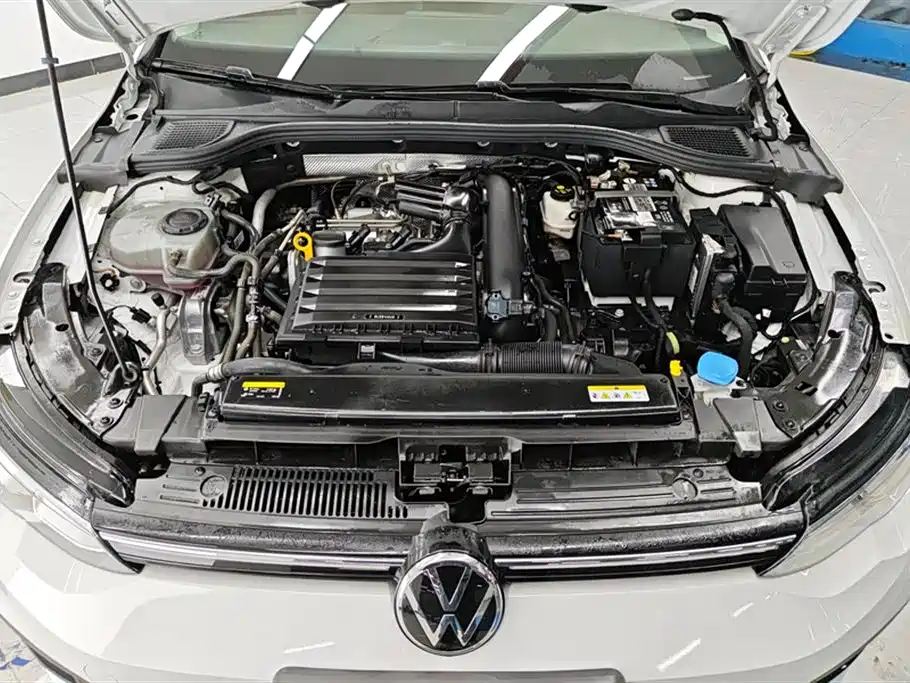 Volkswagen Golf 2023 Facelift 280TSI DSG Pro фото 10