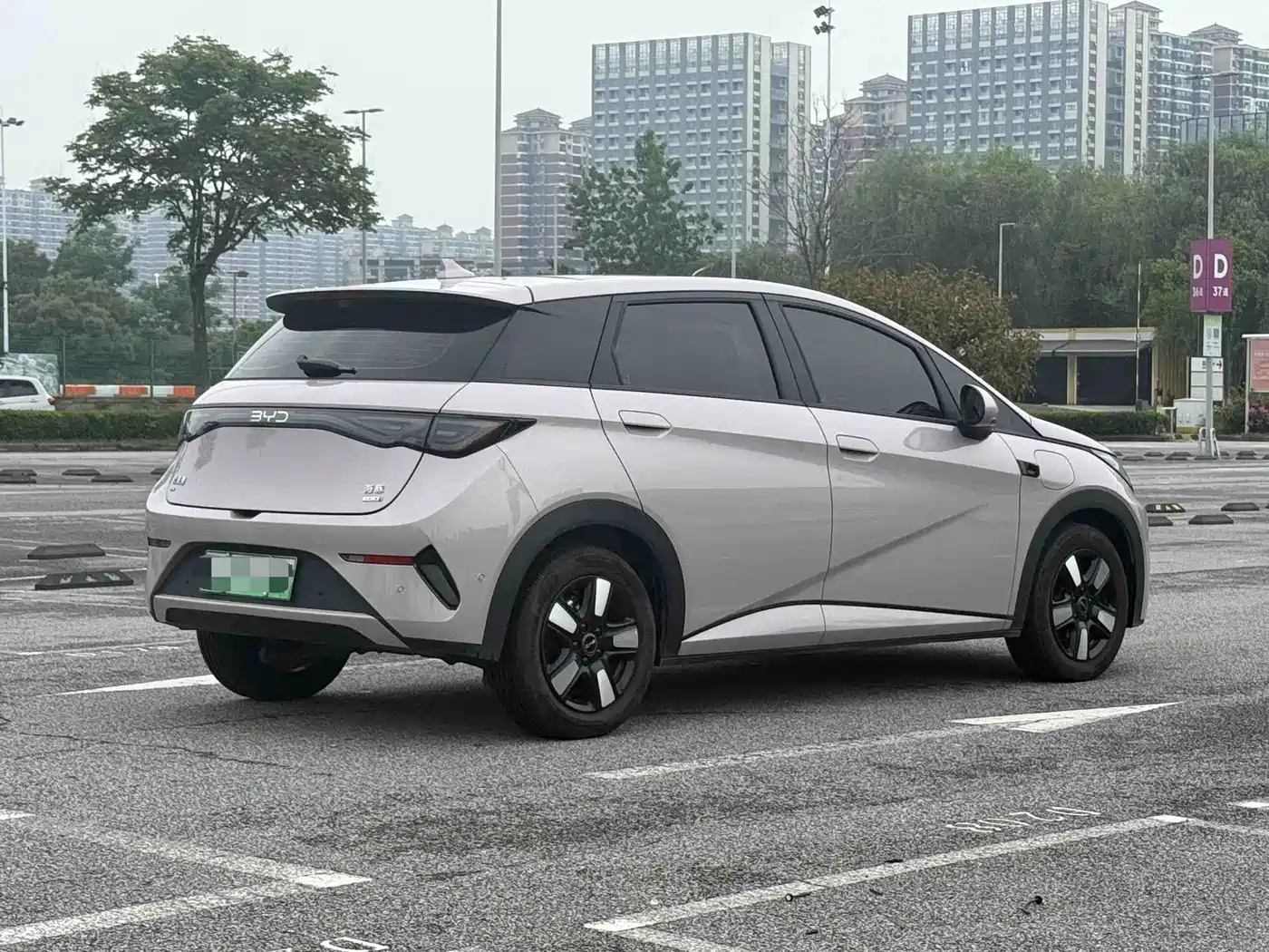 BYD Dolphin 2025 Smart Drive Edition 410km Fashion Version фото 14