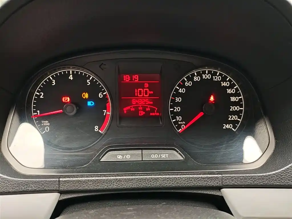 Volkswagen Jetta 2015 Value Edition 1.6L Manual Comfort фото 12