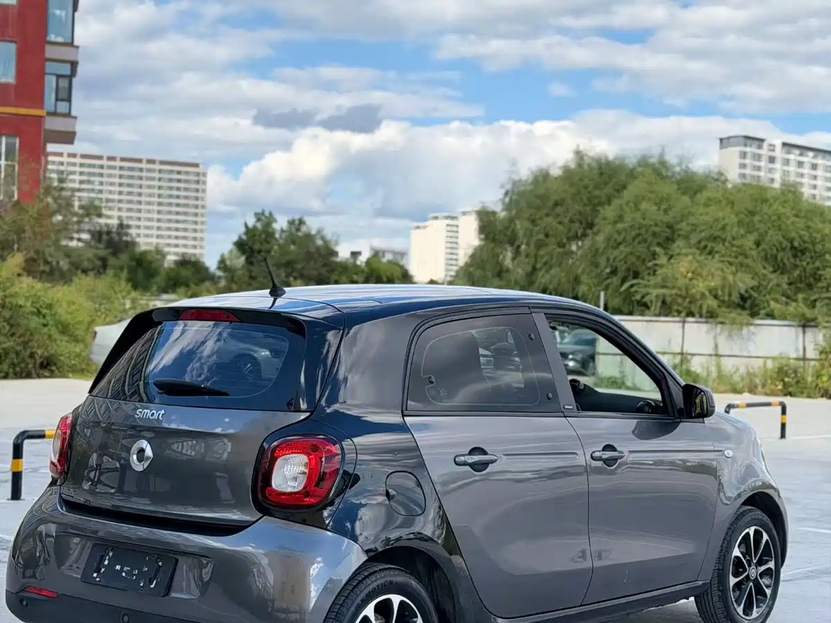 smart forfour 2018 2016 1.0L 52kW Passion Edition