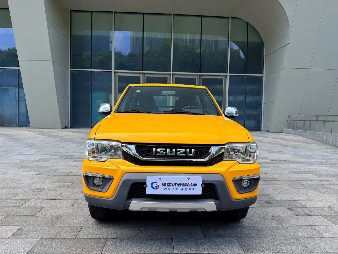 Isuzu Qingling Isuzu T17 2023 2021 3.0T Diesel 2WD Flatbed Truck Extended Wheelbase 4KH1CT6H1