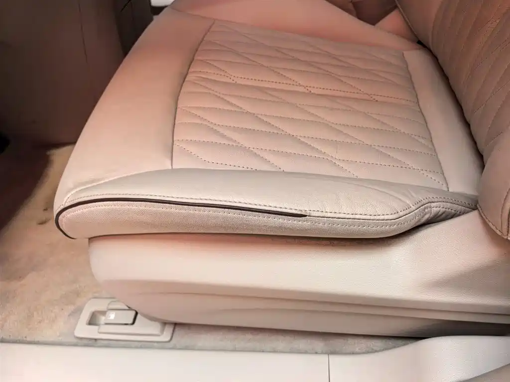 Buick GL8 2021 Land Business Class 652T Luxury фото 14