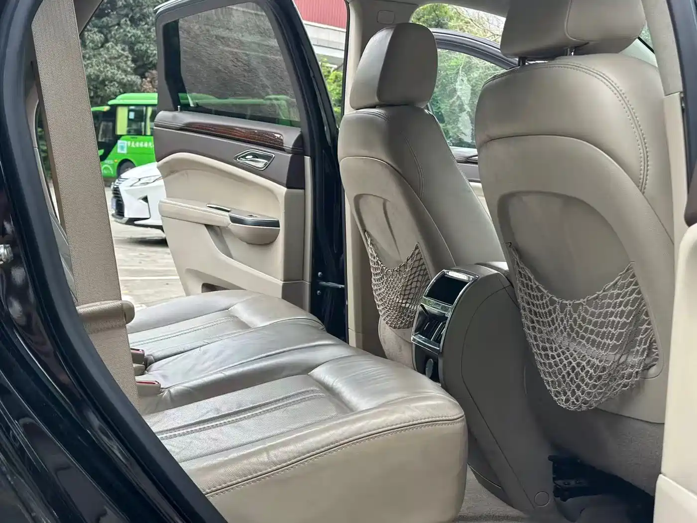 Cadillac SRX 2015 3.0L Elite фото 9
