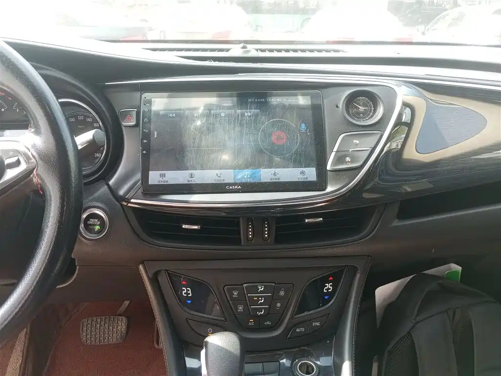Buick Envision Plus 2016 20T 2WD Leading фото 9