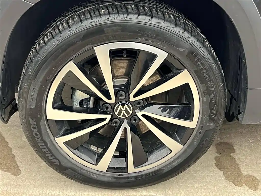 Volkswagen Tharu 2022 280TSI FWD Luxury Edition фото 4