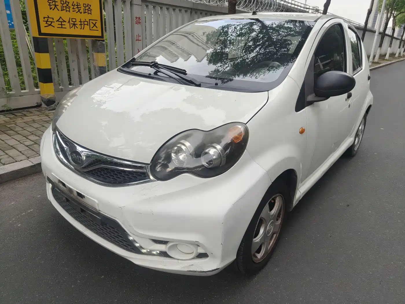 BYD F0 2015 1.0L AMT Cool Edition