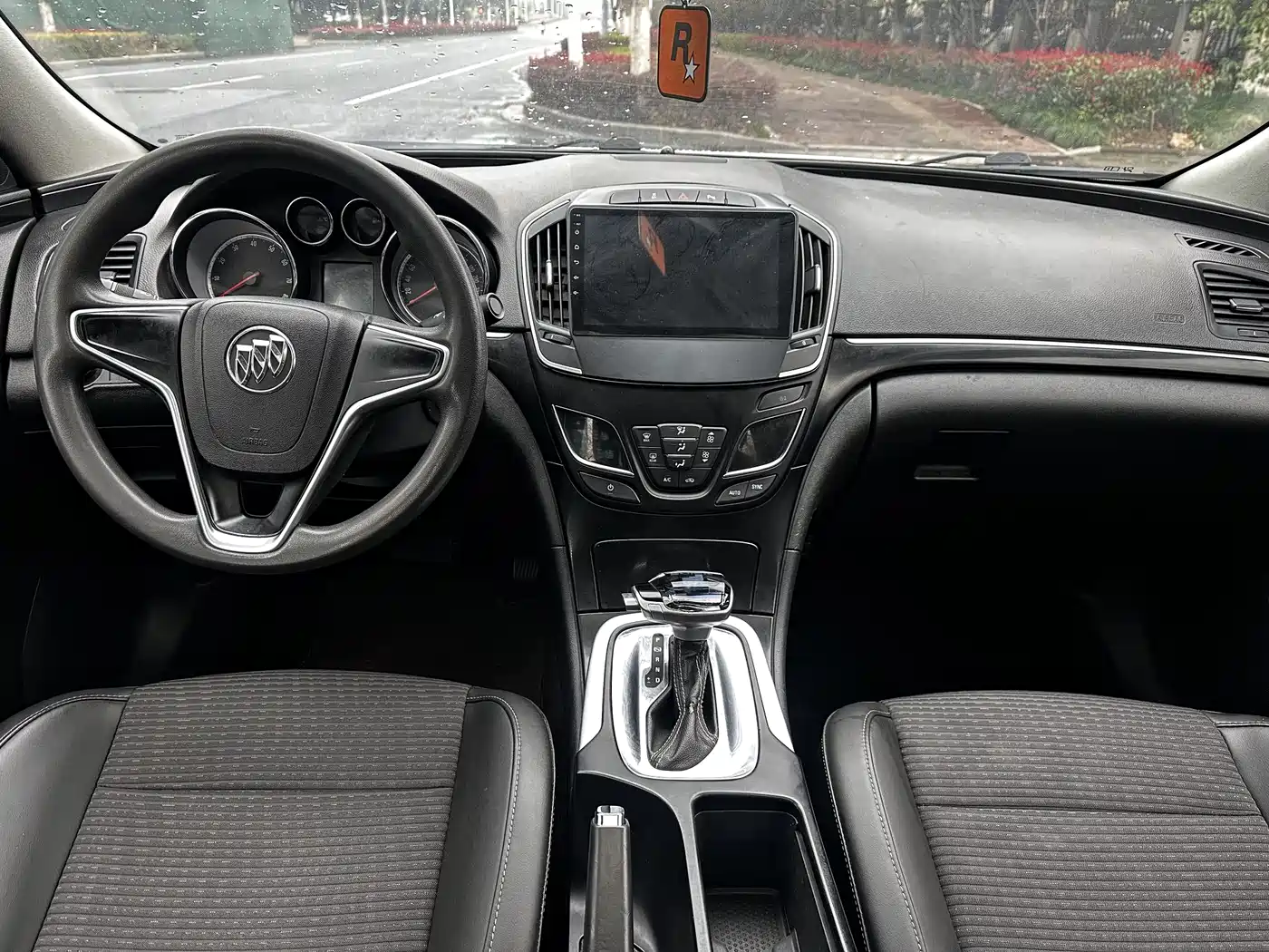Buick Regal 2015 1.6T Leading Tech Edition фото 9