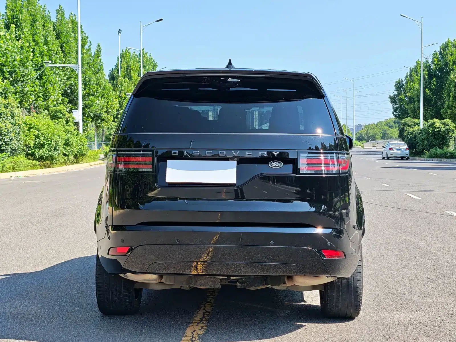 Photo 10 - Land Rover Discovery
