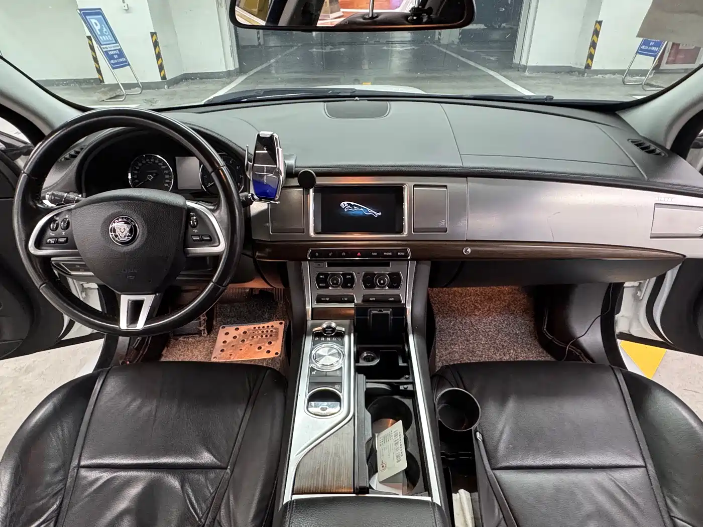 Jaguar XF 2014 2014 XF 2.0T Elegance Edition