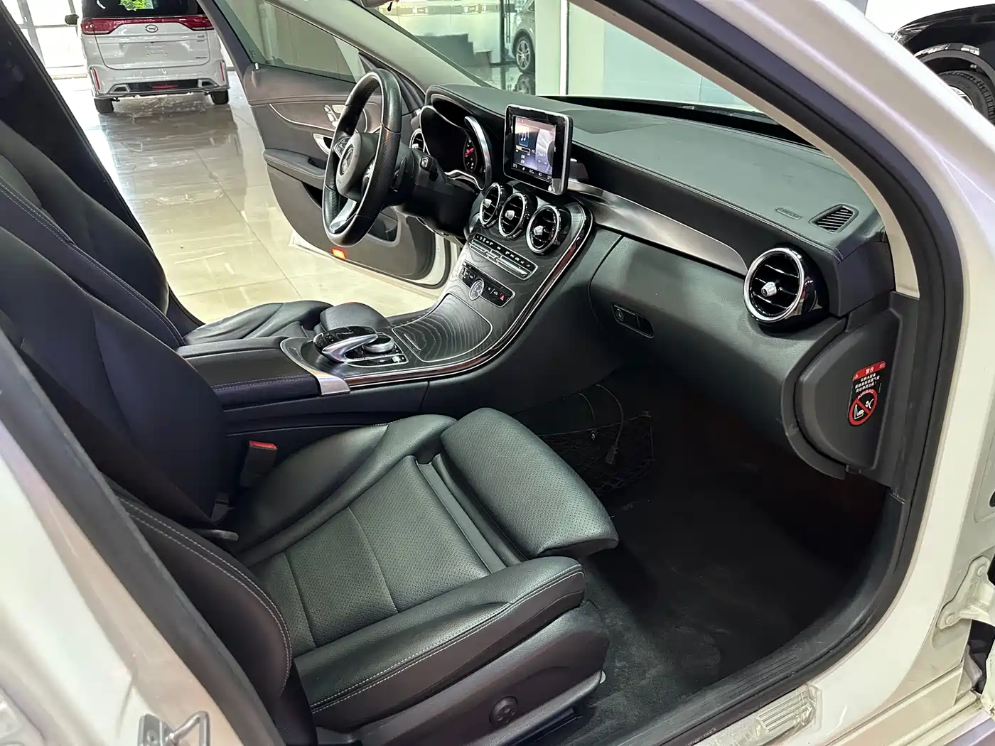 Mercedes-Benz C-Class 2018 C 200 L Sport Edition фото 6