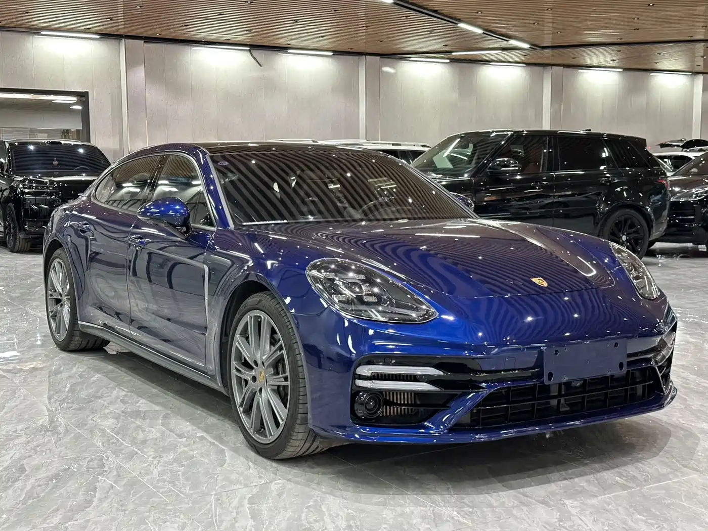 Porsche Panamera 2021 Panamera 4 Executive Long Wheelbase 2.9T фото 3