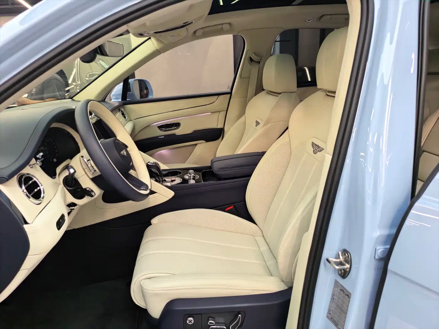 Bentley Bentayga 2025 2026 4.0T V8