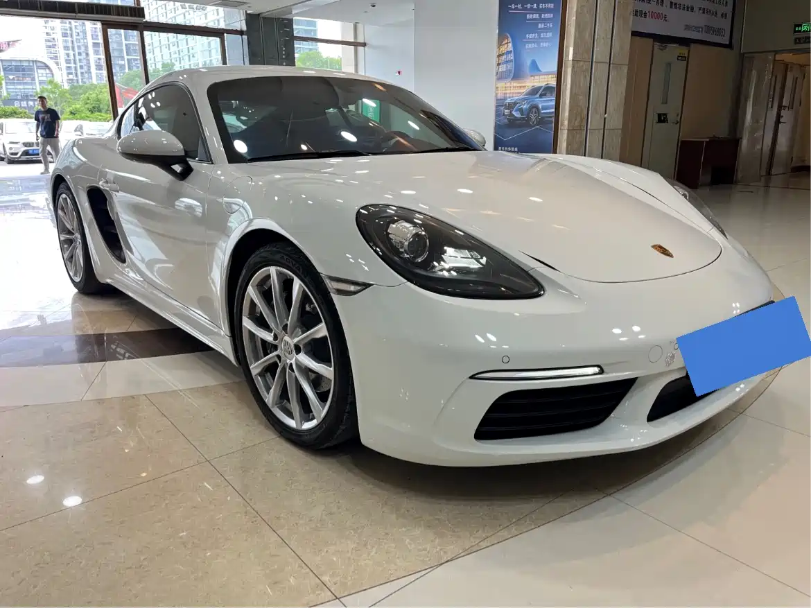 Porsche 718 2023 Cayman Style Edition 2.0T фото 3