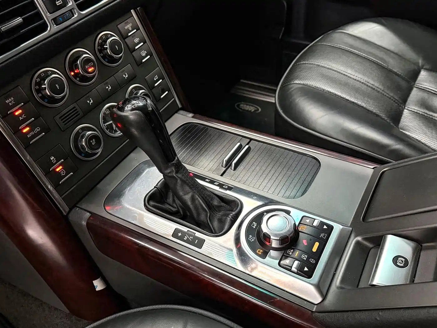 Land Rover Range Rover 2011 2011 5.0 SC V8