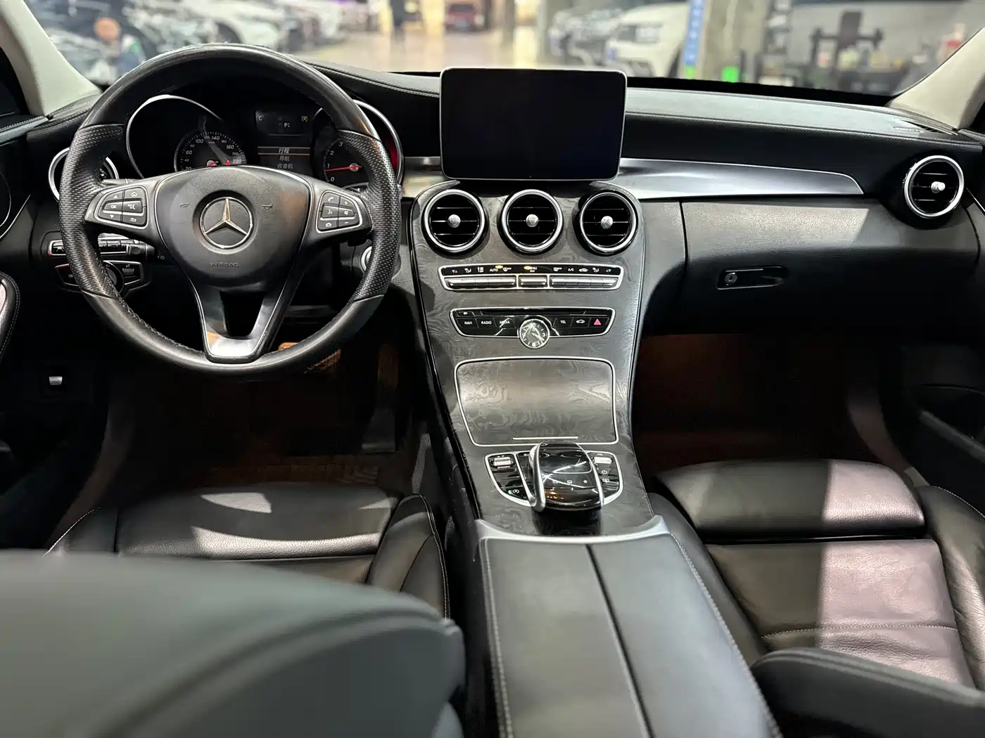 Mercedes-Benz C-Class 2015 C 300 L Sport фото 17