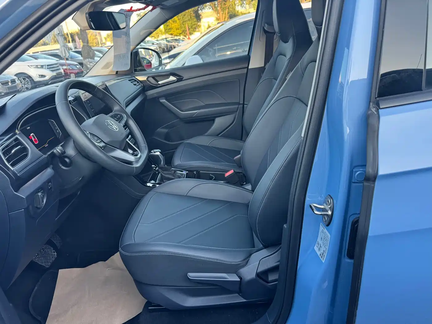 Volkswagen Tharu, миниатюра 3