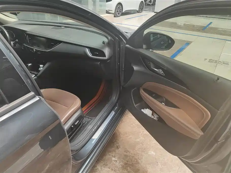 Buick Regal 2019 20T Elite China VI фото 8