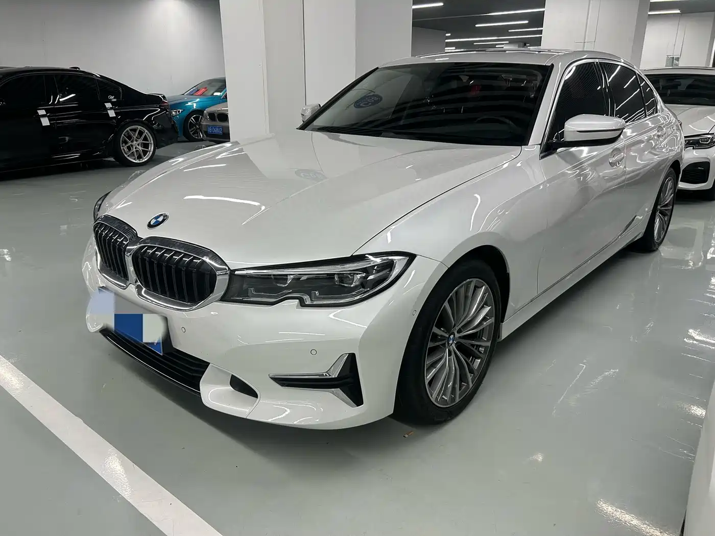 BMW 3 Series 2020 325Li Launch Edition