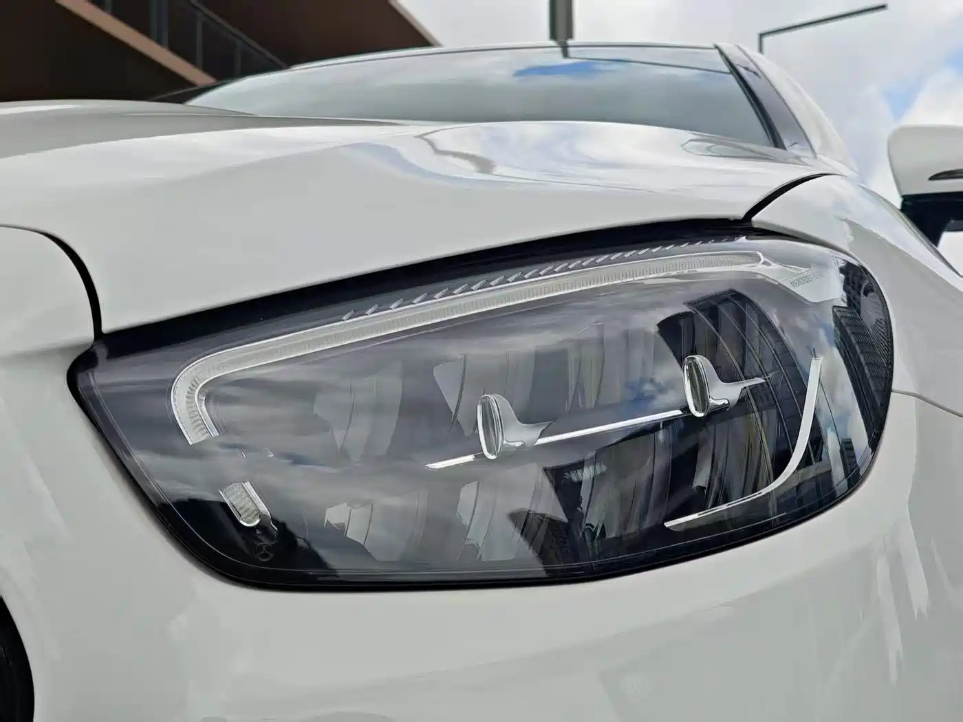 MERCEDES-BENZ E-CLASS (IMPORTED)