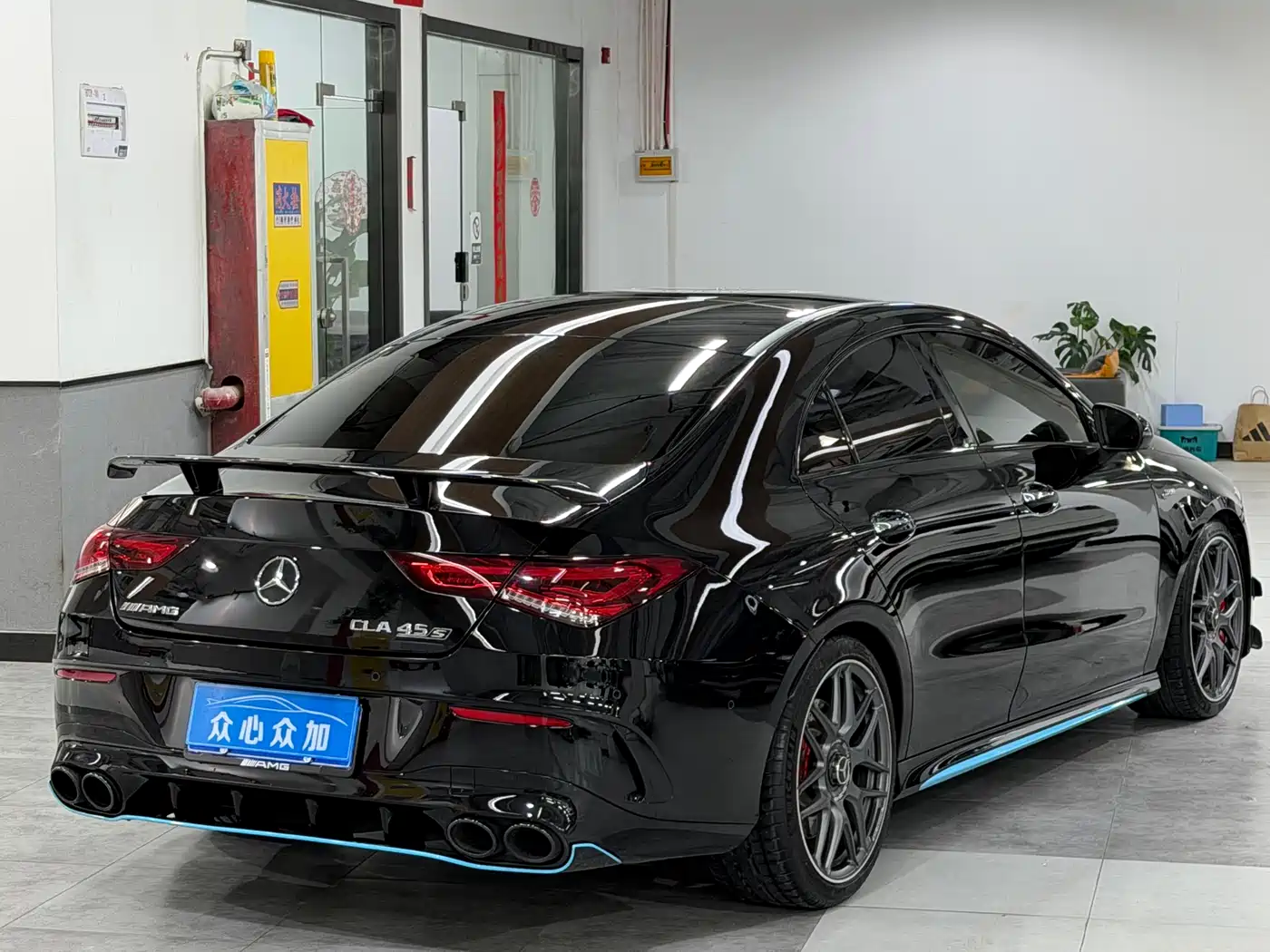 Mercedes-Benz CLA AMG 2022 AMG CLA 45 S 4MATIC+ 55th Anniversary Edition фото 4