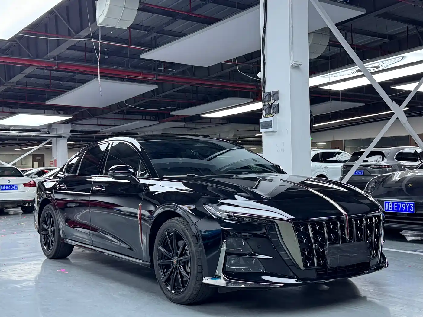 Hongqi H6 2024 Model 2.0T Fashion Edition фото 3